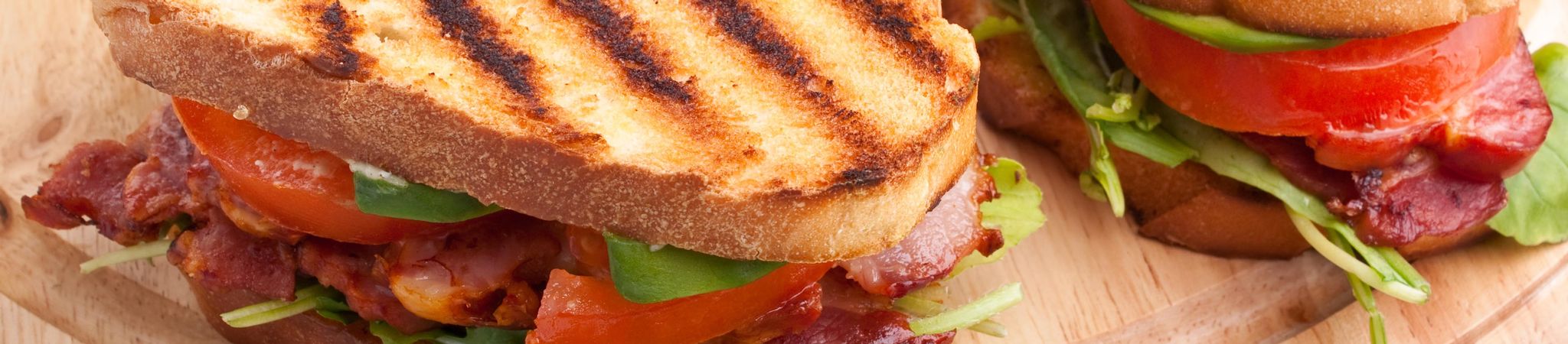 bacon panini with vegetables
