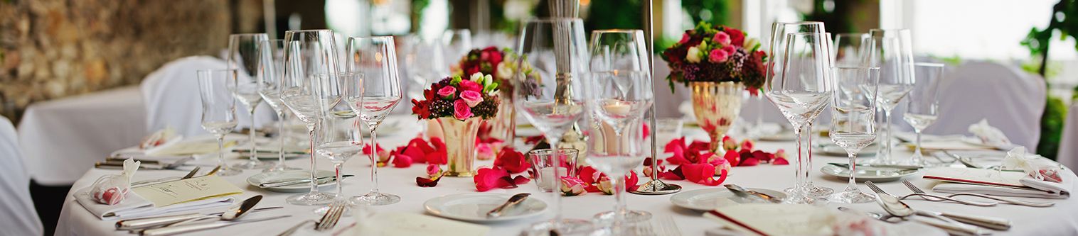 set dining table